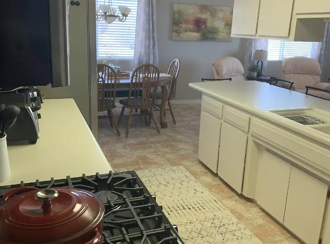 Rare Four Bedroom Meadviewvacation Home - Grand Canyon West-Skywalk Meadview