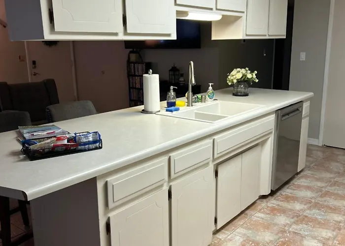 Rare Four Bedroom Meadviewvacation Home - Grand Canyon West-Skywalk * Meadview